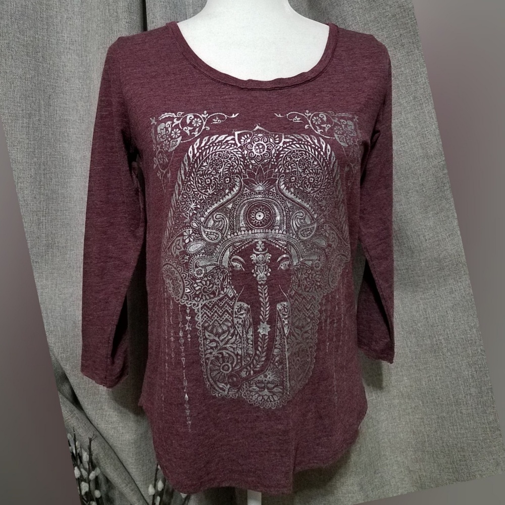 Lucky Brand Hamsa tshirt